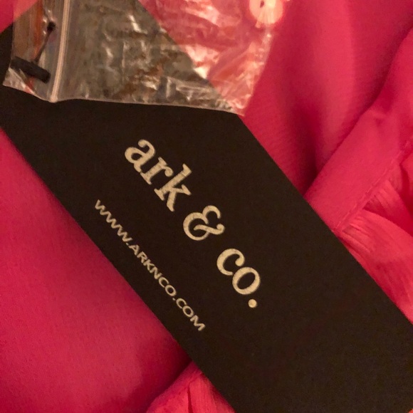 BNWT Women’s Ark & Co. Hot Pink Tank/Halter - Picture 9 of 9